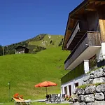 Haus Rothorn Апартаменты *