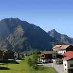 Апартаменты Haus Rothorn *