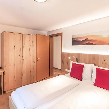 Haus Rothorn * Schroecken