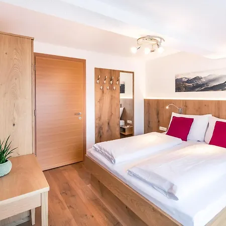Apartment Haus Rothorn Schröcken